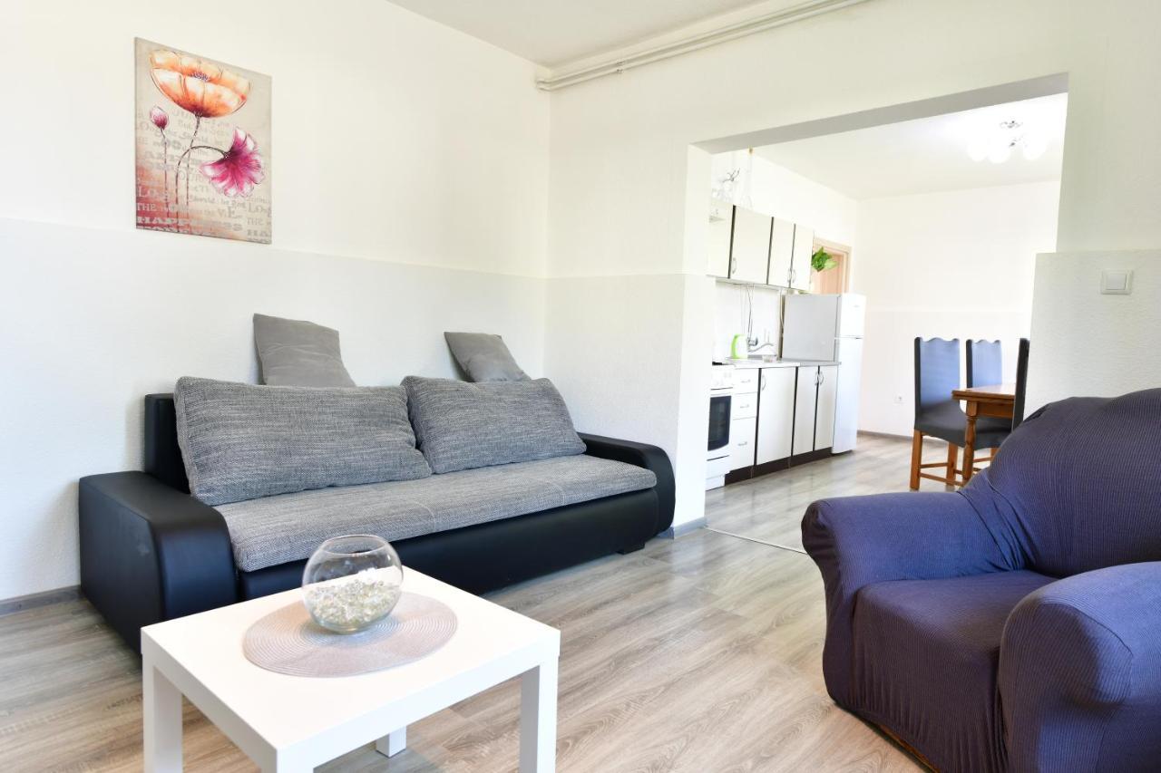 Apartman Dorijan Rakovica Exterior photo